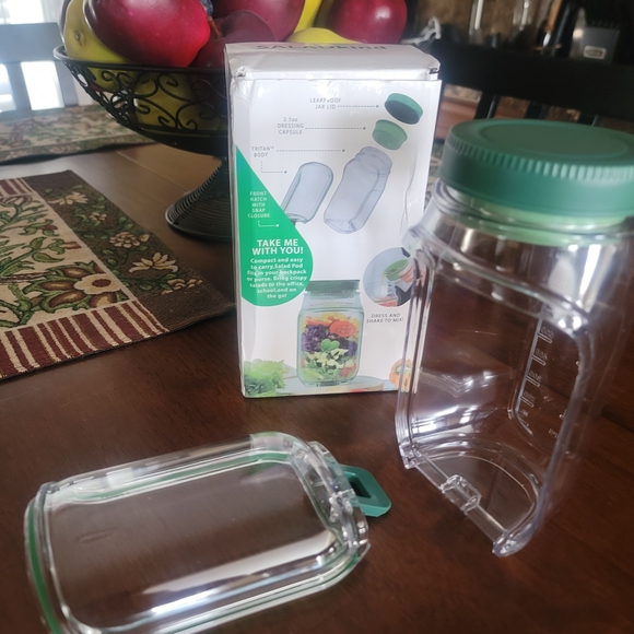 Salad POD with Salad Dressing Cut/ Removable Front Hatch SET OF 2 - Picture 2 of 9